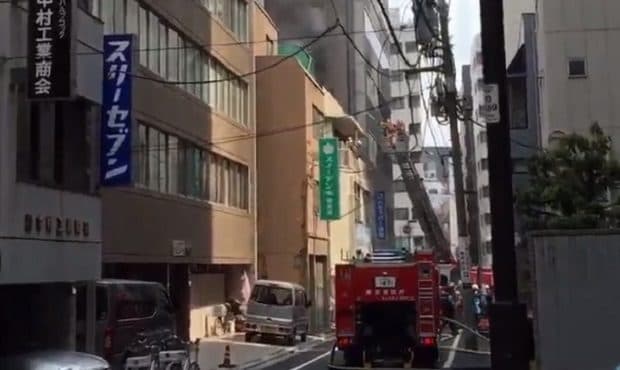 【速報】東京・秋葉原駅付近で火災発生！東京は建物密集しすぎだよね