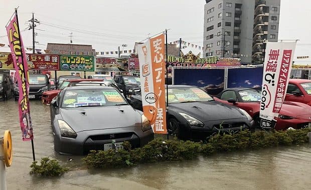記録的大雨の西日本豪雨によって水没車になる「R35 GT-R」「BRZ」悲惨すぎて心が痛い