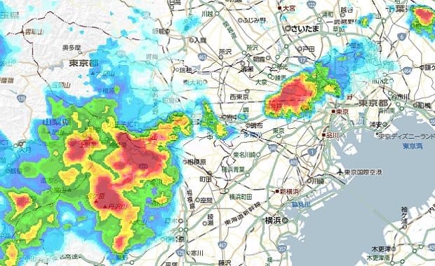 ゲリラ豪雨と雷で東京が各地で水没や15,000軒超の停電被害