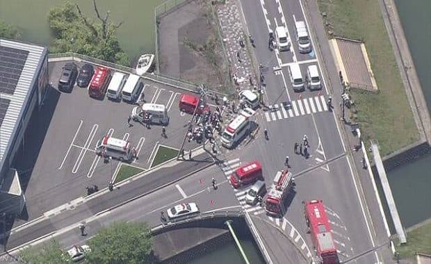 滋賀県大津市で園児と保育士ら16人の列に軽自動車が突っ込む！園児2人の死亡を確認