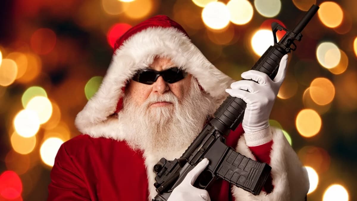 白ひげの銀行強盗が「メリークリスマス！」と叫びながら奪った金を袋からばらまく事件が発生！