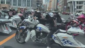大阪で世紀末系バイク集団が出現し話題に「デコトラバイク」「むしろ暴走族」